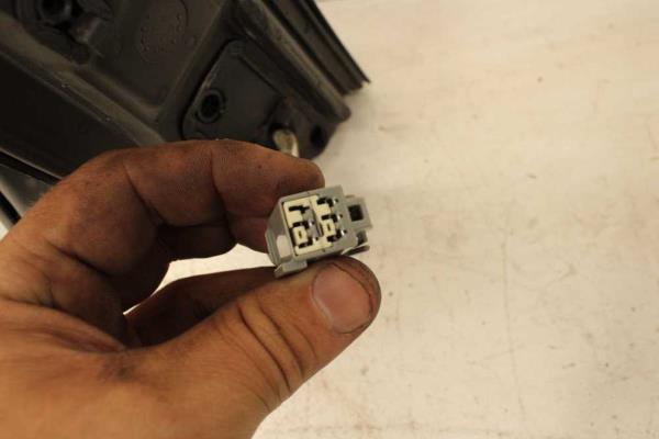 RETROVISEUR GAUCHE ELECTRIQUE FORD FOCUS 11/2004-1/2008 (5PIN) - Vue 3